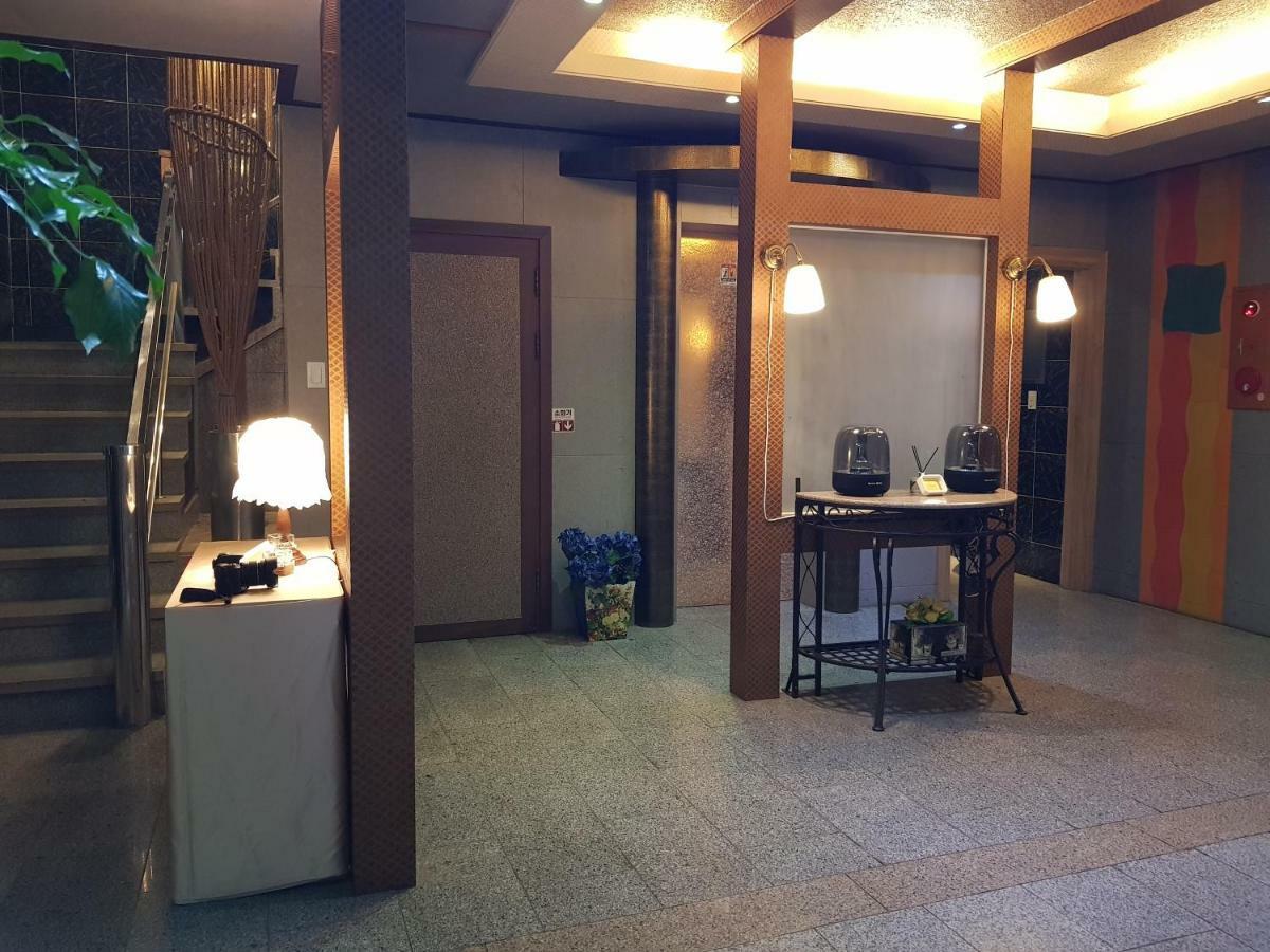 Pocheon Royal酒店 外观 照片